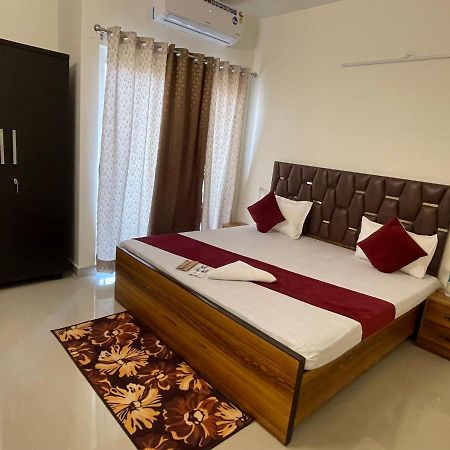Alankrita Homes Lakhnaú Exteriér fotografie